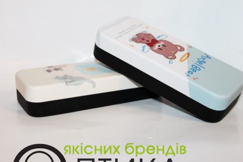 Футляр в асортименті