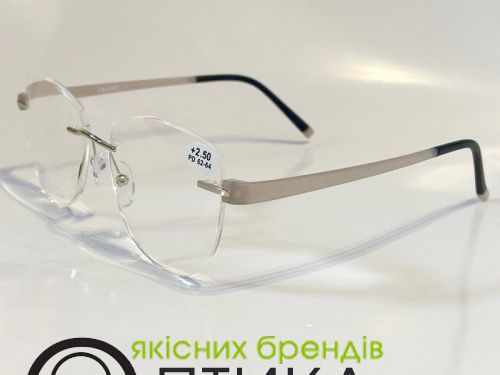 Готові окуляри  Favori безобідкова +2,50